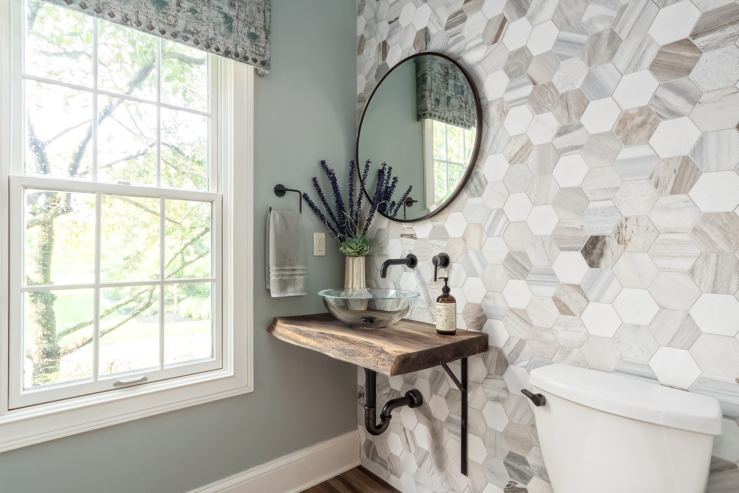 Transitional With Earth Tones KP Designs Group   Erica Seeley Bathroom After1 Scaled 